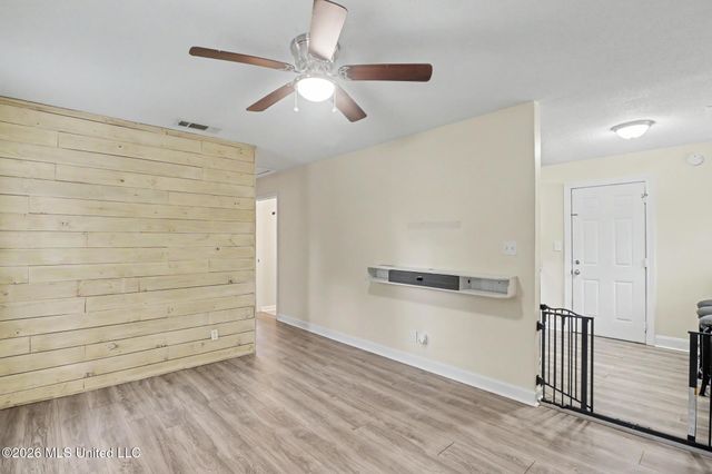 324 West Drive, Biloxi, MS 39531