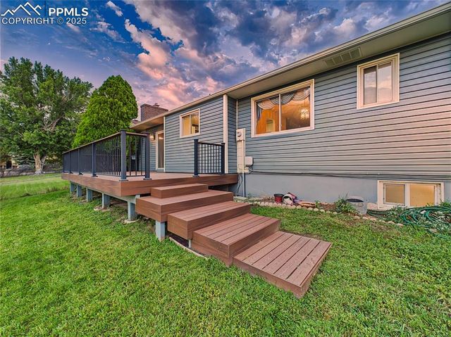 2210 Greenwich Circle, Colorado Springs, CO 80909