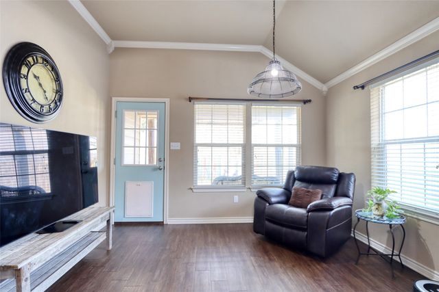 933 Heston Circle, Robinson, TX 76706