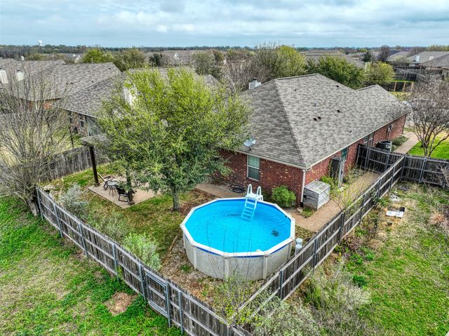 933 Heston Circle, Robinson, TX 76706