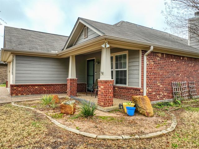 933 Heston Circle, Robinson, TX 76706