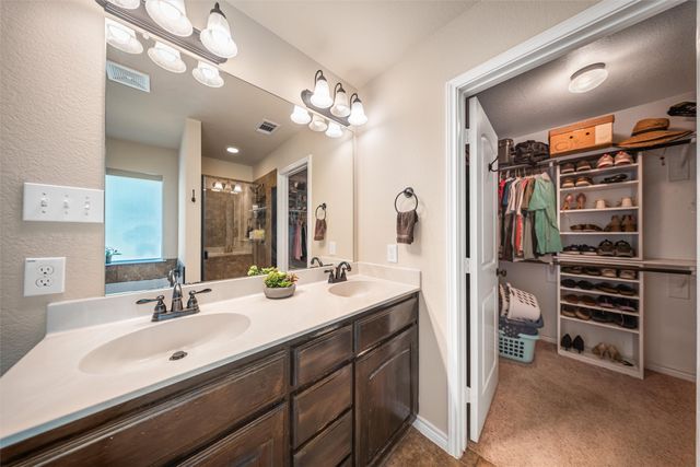 188 Creekwood Ranch Road, Azle, TX 76020