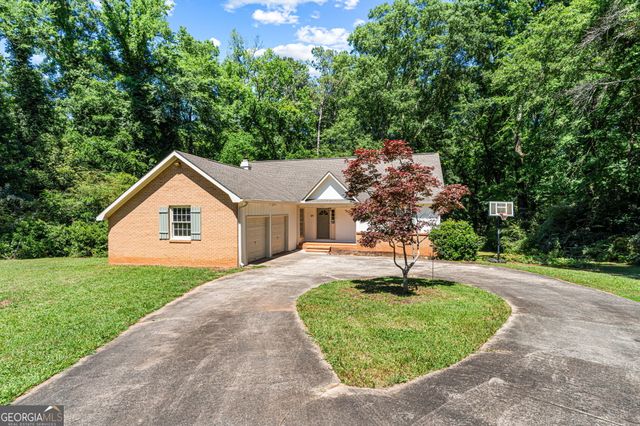 611 Fairmont Drive, Macon, GA 31210