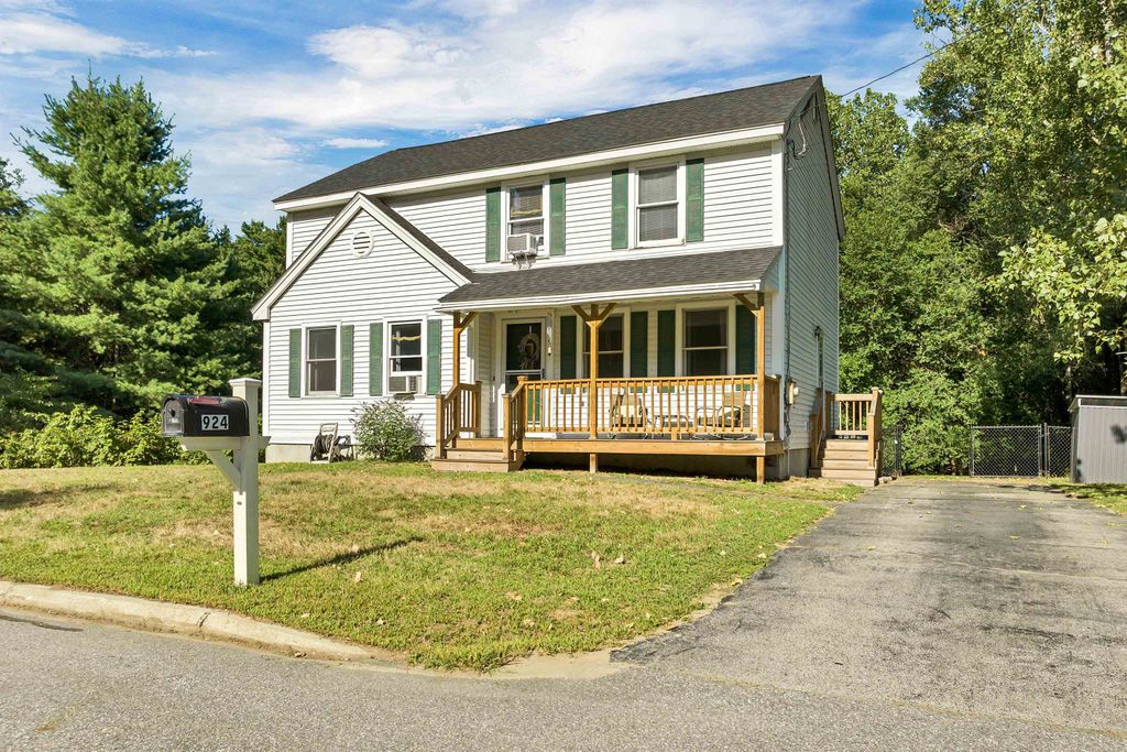 924 Brent Street, Manchester, NH 03103