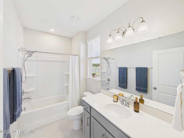 253 SPARTINA Lane, Yulee, FL 32097