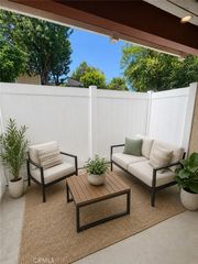 10331 Lindley 120, Porter Ranch, CA 91326
