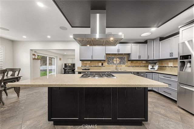 686 Dapple Gray Circle, Walnut, CA 91789