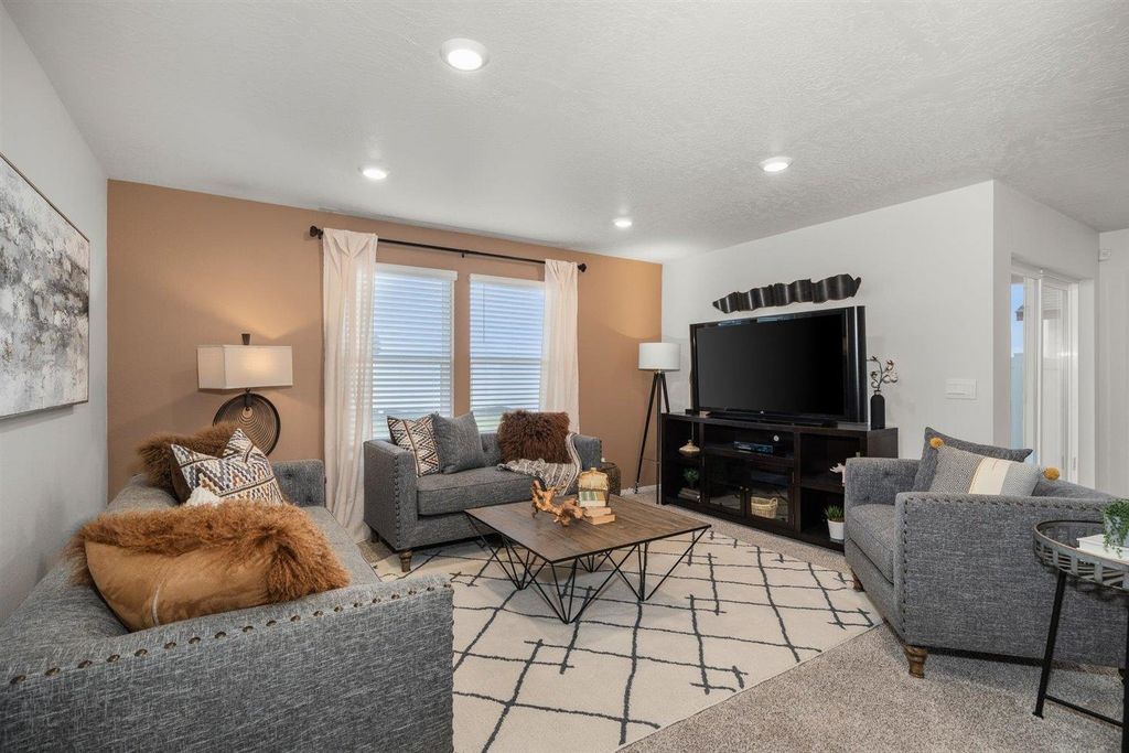 1118 E L St, Deer Park, WA 99006 photo 4