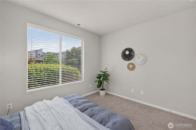 32974 Skyline Lane, Black Diamond, WA 98010