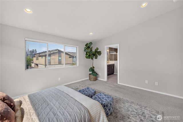 32974 Skyline Lane, Black Diamond, WA 98010