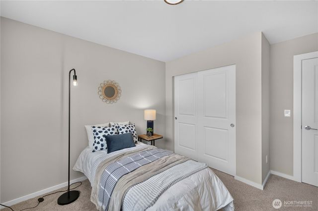 32974 Skyline Lane, Black Diamond, WA 98010