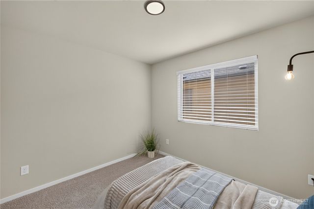 32974 Skyline Lane, Black Diamond, WA 98010