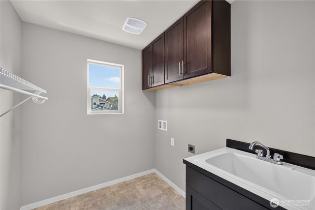 32974 Skyline Lane, Black Diamond, WA 98010