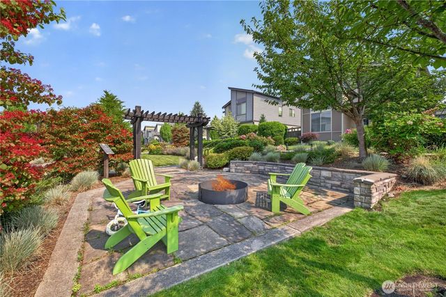 32974 Skyline Lane, Black Diamond, WA 98010