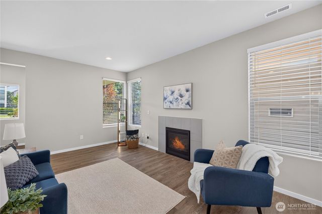 32974 Skyline Lane, Black Diamond, WA 98010