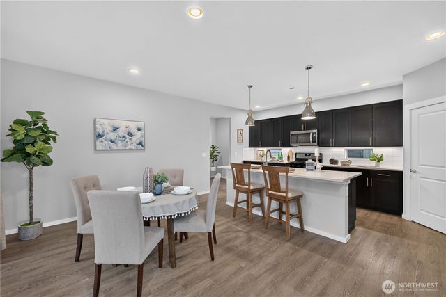 32974 Skyline Lane, Black Diamond, WA 98010