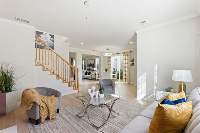 377 S Mary Avenue, Sunnyvale, CA 94086