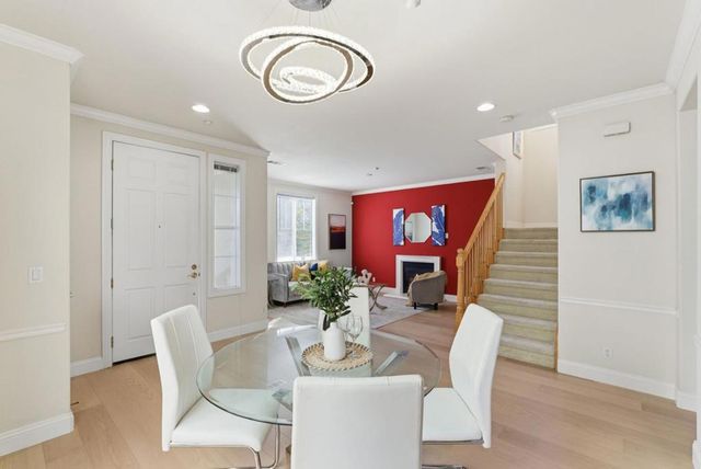 377 S Mary Avenue, Sunnyvale, CA 94086