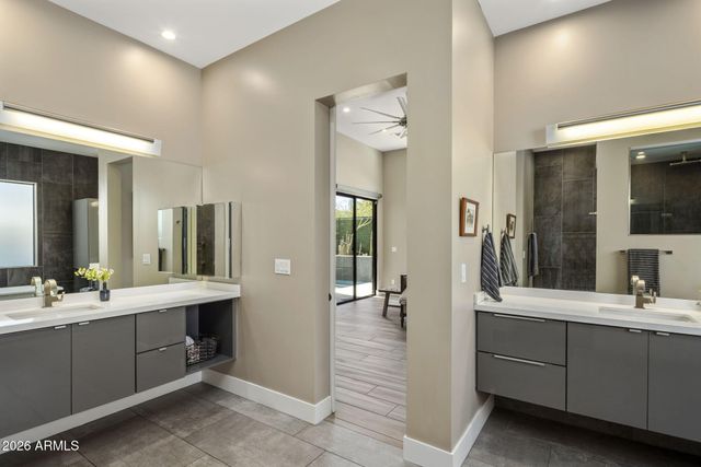 6823 E 6TH Street, Scottsdale, AZ 85251