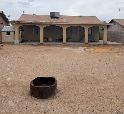 227 S 7 AVE, Yuma, AZ 85364