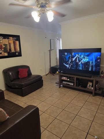 227 S 7 AVE, Yuma, AZ 85364