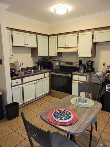 227 S 7 AVE, Yuma, AZ 85364