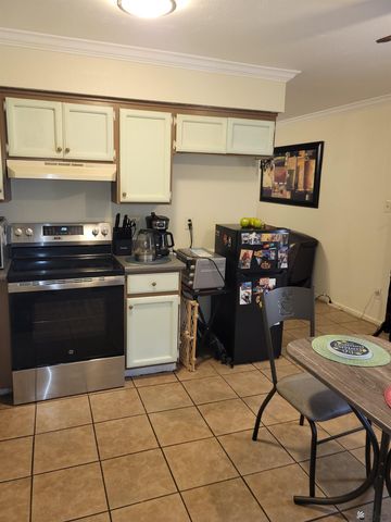 227 S 7 AVE, Yuma, AZ 85364