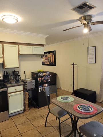 227 S 7 AVE, Yuma, AZ 85364