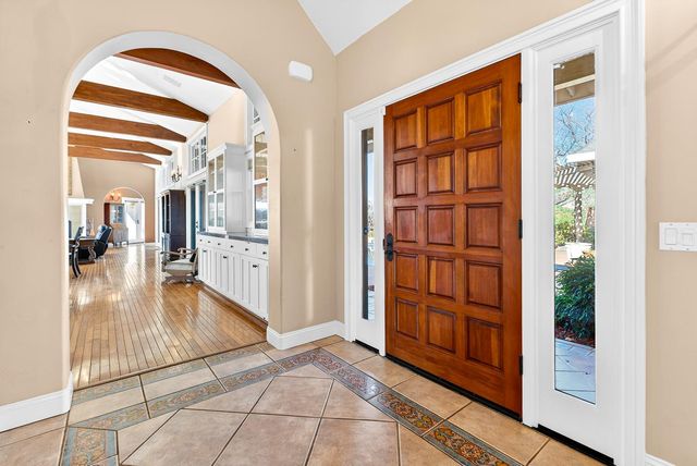 19165 Leopard Ct, Grass Valley, CA 95949