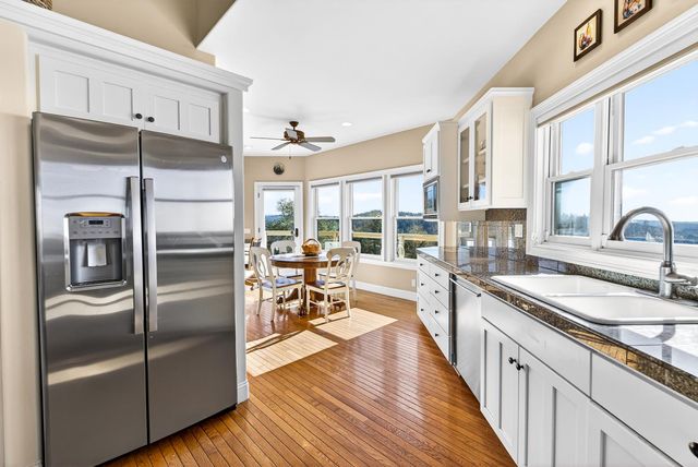 19165 Leopard Ct, Grass Valley, CA 95949