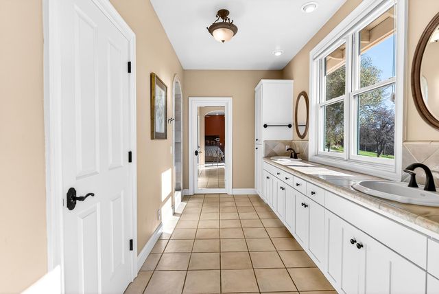 19165 Leopard Ct, Grass Valley, CA 95949