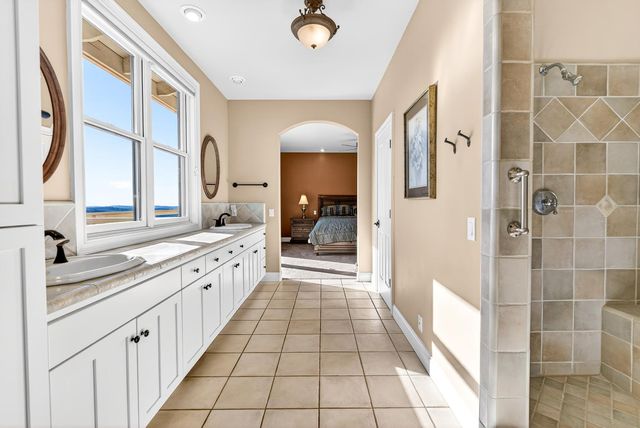 19165 Leopard Ct, Grass Valley, CA 95949