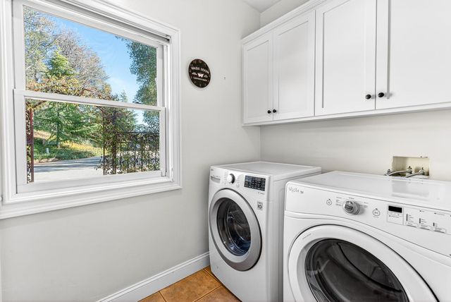 19165 Leopard Ct, Grass Valley, CA 95949