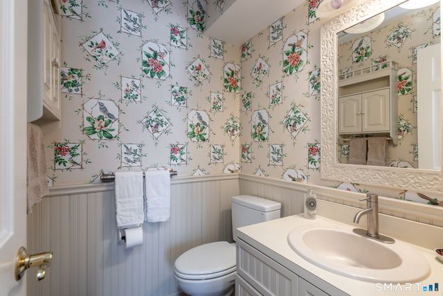 74 Woodbury Hill 74, Woodbury, CT 06798