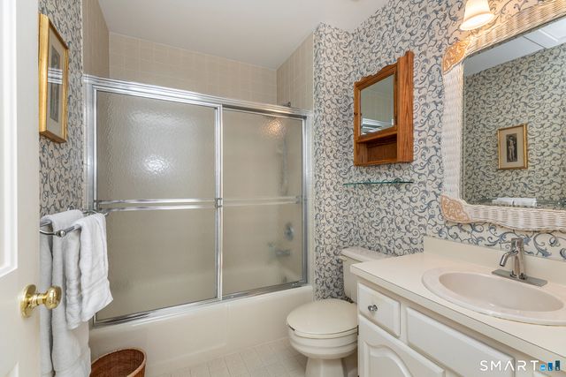 74 Woodbury Hill 74, Woodbury, CT 06798