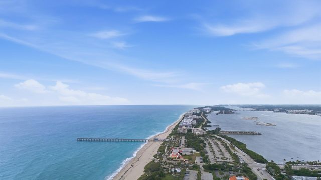 2780 S Ocean Boulevard 709, Palm Beach, FL 33480