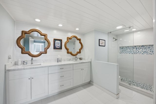 2780 S Ocean Boulevard 709, Palm Beach, FL 33480