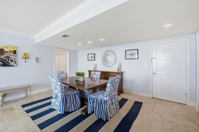 2780 S Ocean Boulevard 709, Palm Beach, FL 33480