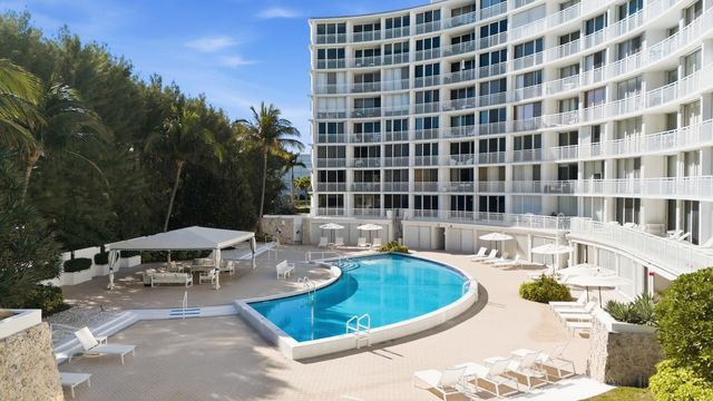2780 S Ocean Boulevard 709, Palm Beach, FL 33480