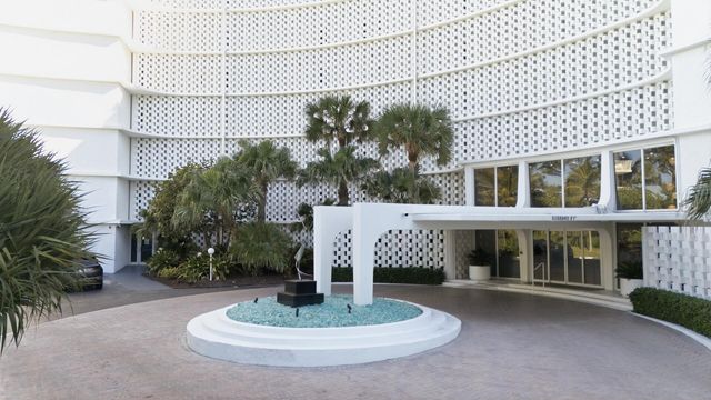 2780 S Ocean Boulevard 709, Palm Beach, FL 33480