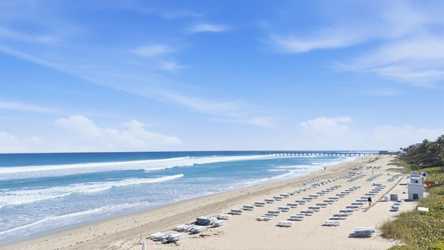 2780 S Ocean Boulevard 709, Palm Beach, FL 33480