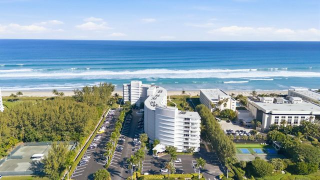 2780 S Ocean Boulevard 709, Palm Beach, FL 33480
