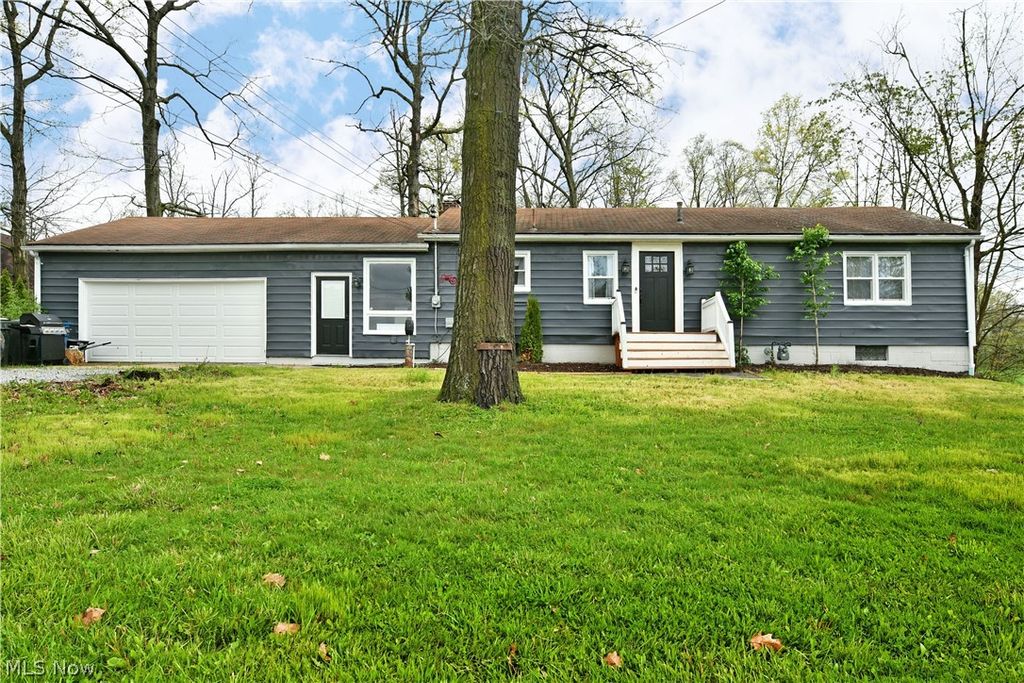3110 Williams Street NW, Warren, OH 44481