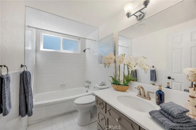 2224 Braeburn Avenue, Fullerton, CA 92831