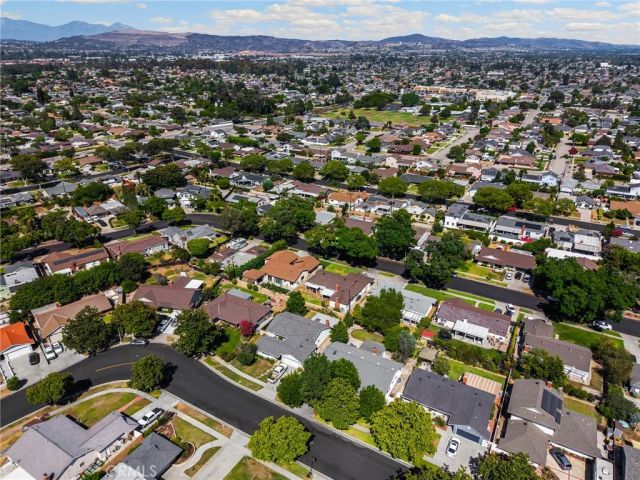 2224 Braeburn Avenue, Fullerton, CA 92831