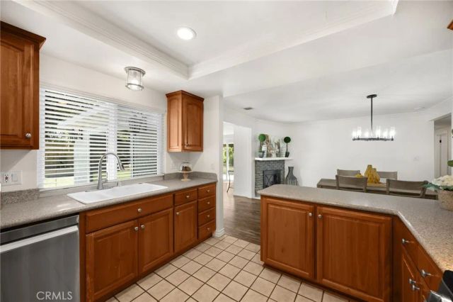 2224 Braeburn Avenue, Fullerton, CA 92831