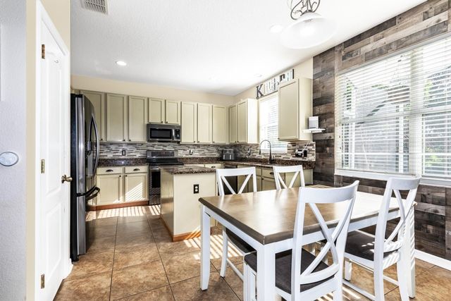 2943 ETOWAH PARK BOULEVARD, Tavares, FL 32778