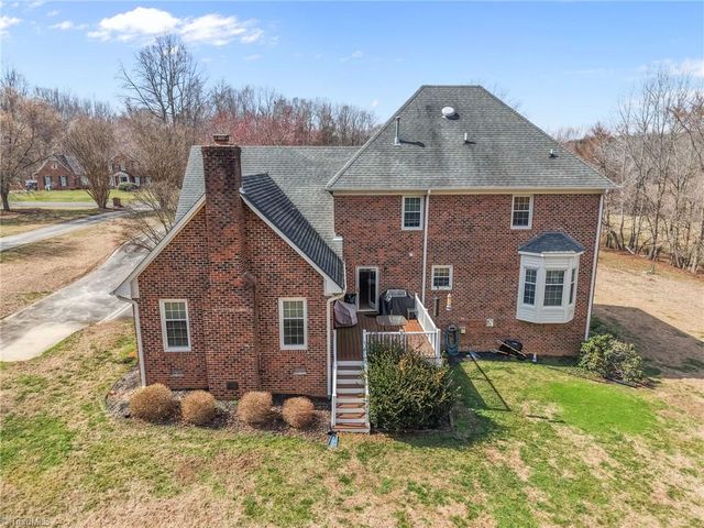 3901 Coltswood Drive, Greensboro, NC 27406