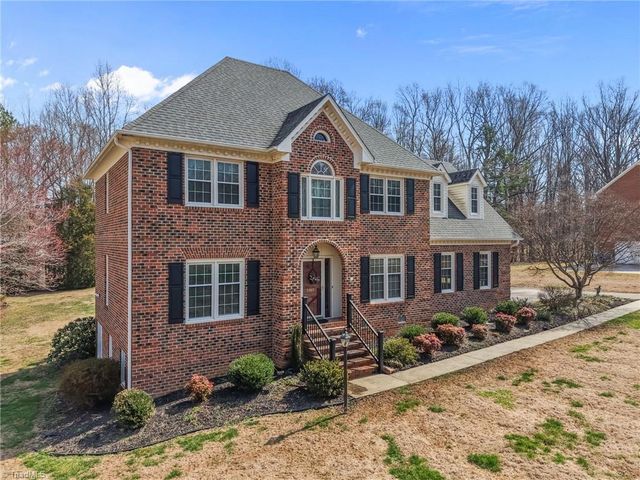 3901 Coltswood Drive, Greensboro, NC 27406
