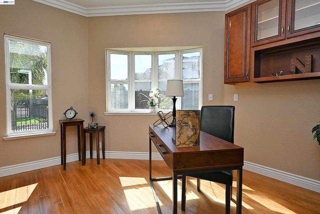 1498 Columbine Way, Livermore, CA 94551